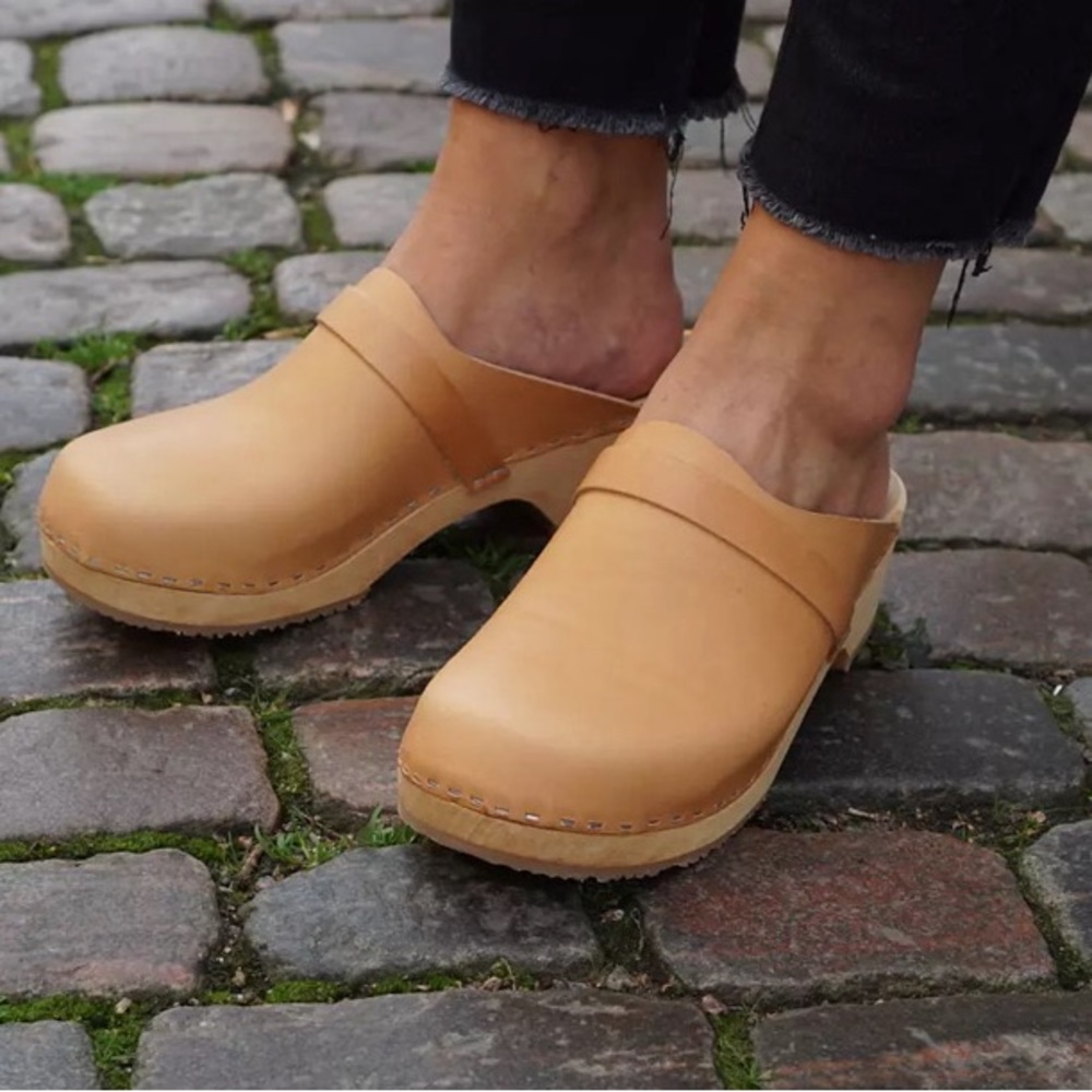 Haga Clogs